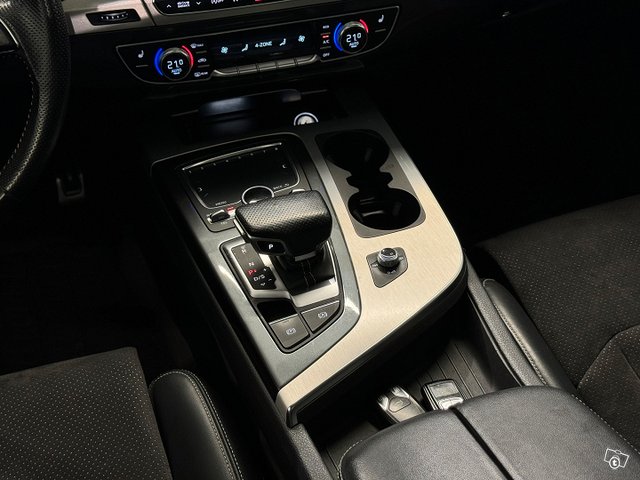 Audi Q7 14