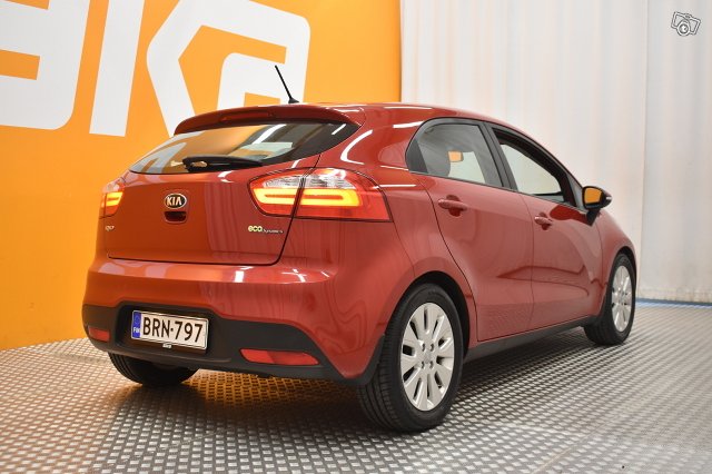 Kia Rio 8