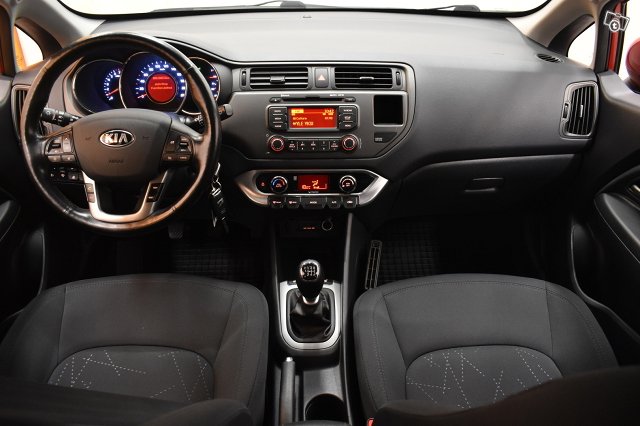 Kia Rio 16