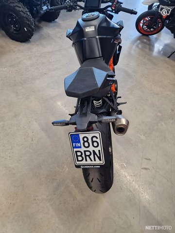 KTM 1390 Super Duke R Evo 3