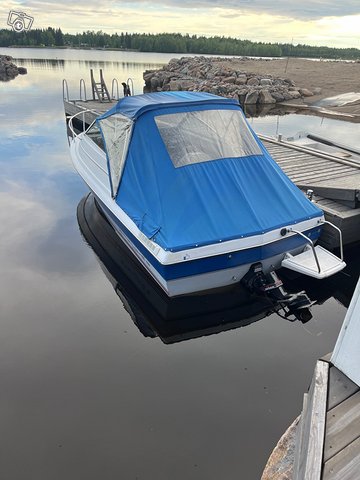 Bayliner capri 1952 2