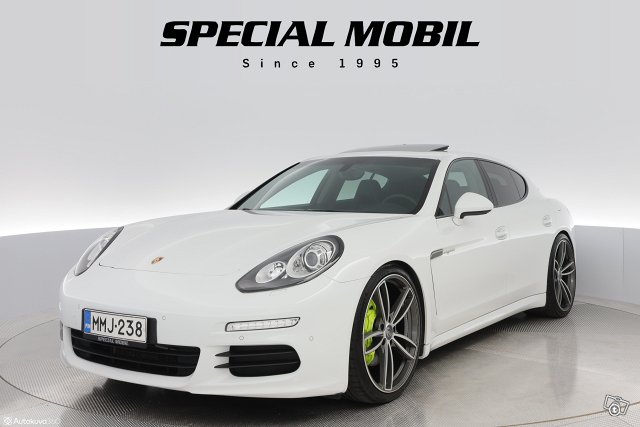 Porsche Panamera 6