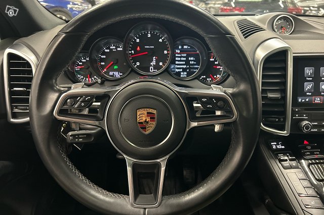 Porsche Cayenne 15