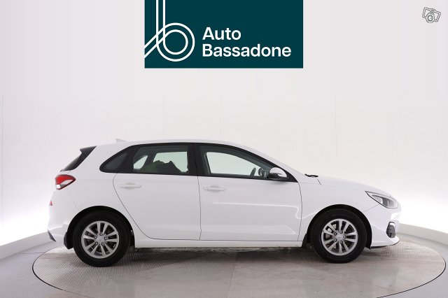 HYUNDAI I30 Hatchback 7