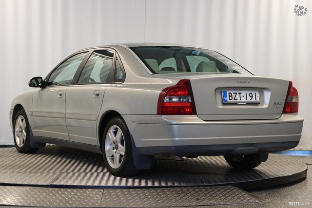 Volvo S80 2