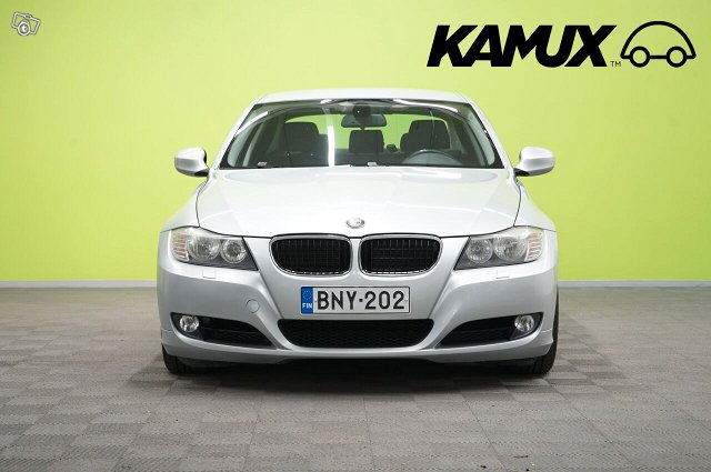 BMW 320 11