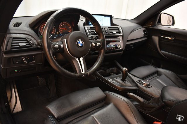 BMW M2 14