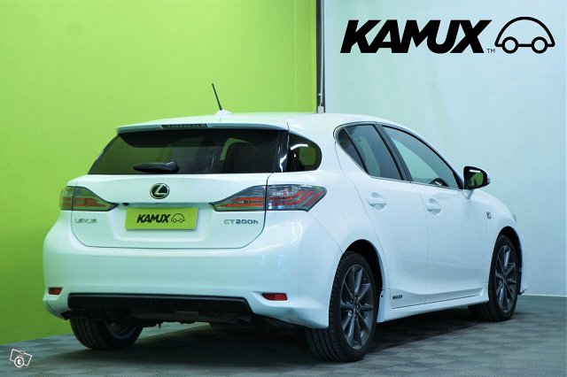 Lexus CT 4