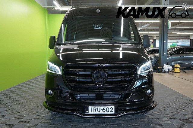 Mercedes-Benz Sprinter 9