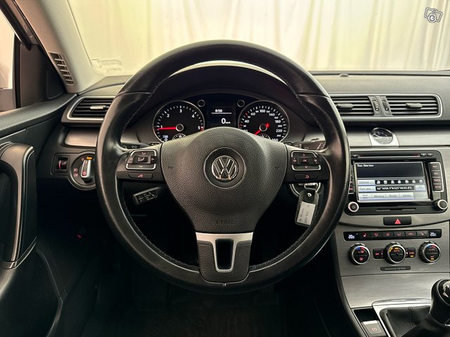 Volkswagen Passat 18