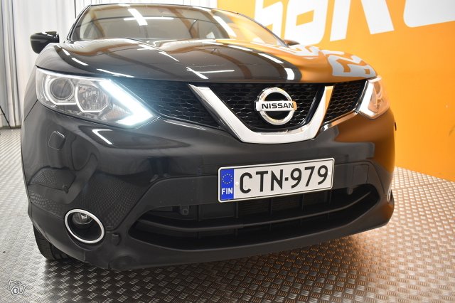 Nissan Qashqai 10