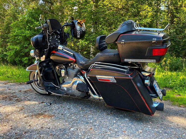 Electra Glide 1