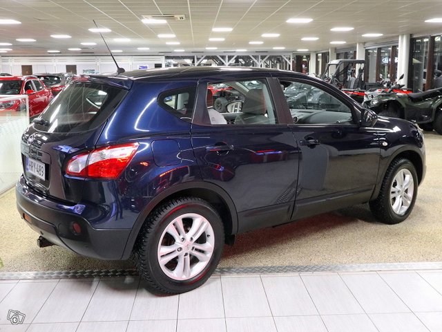 NISSAN Qashqai 4