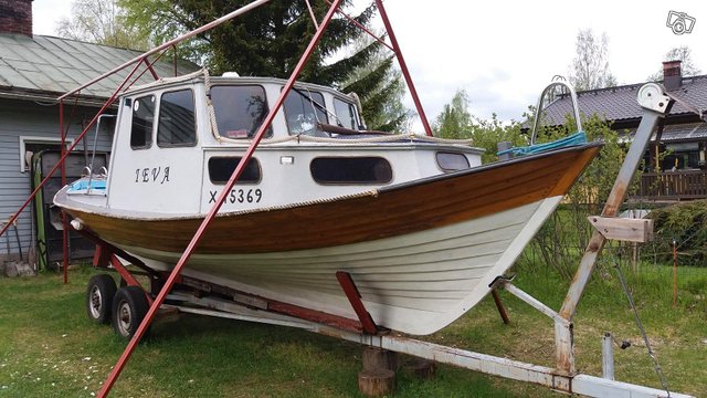Myydään Matkavene 4