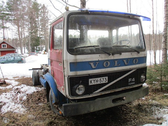 Volvo F 407 varaosa-auto /kärri aihio, kuva 1