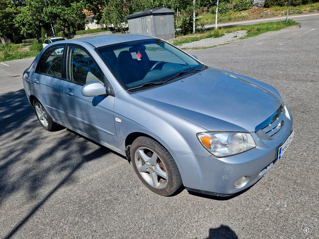 KIA Cerato, kuva 1