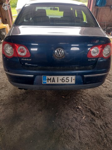 Volkswagen Passat 2