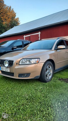 Volvo V50 2