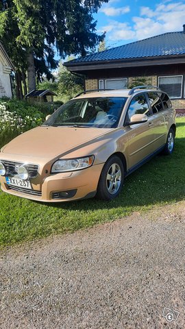 Volvo V50 4