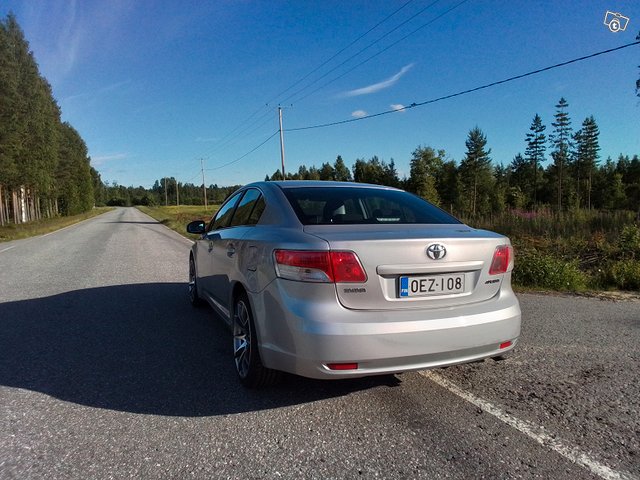 Toyota Avensis 6