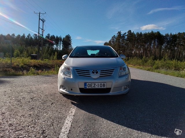 Toyota Avensis 15