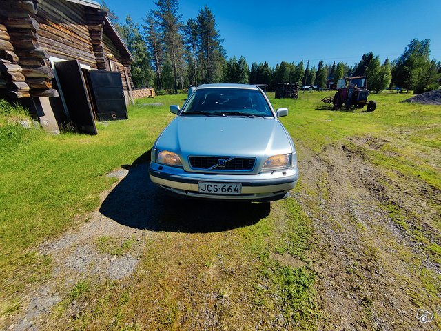 Volvo S40, kuva 1