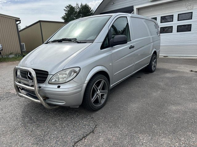 Mercedes-Benz Vito 1