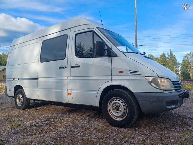 Mercedes-Benz Sprinter 6