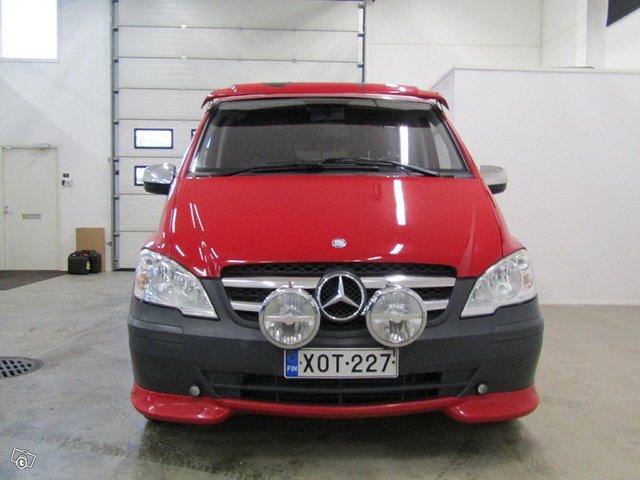 Mercedes-Benz Vito 9