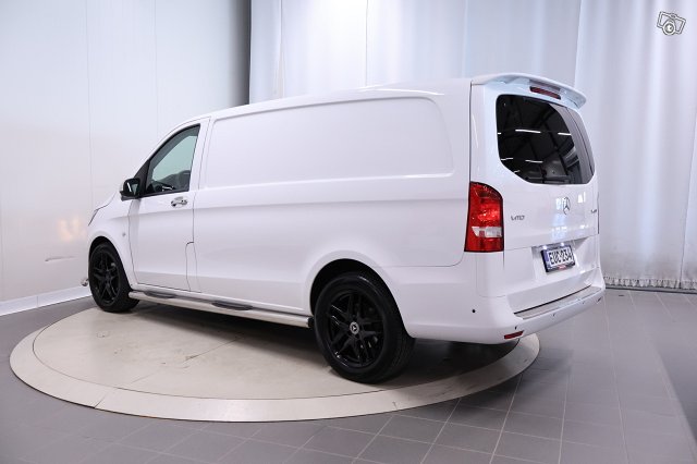 Mercedes-Benz Vito 7