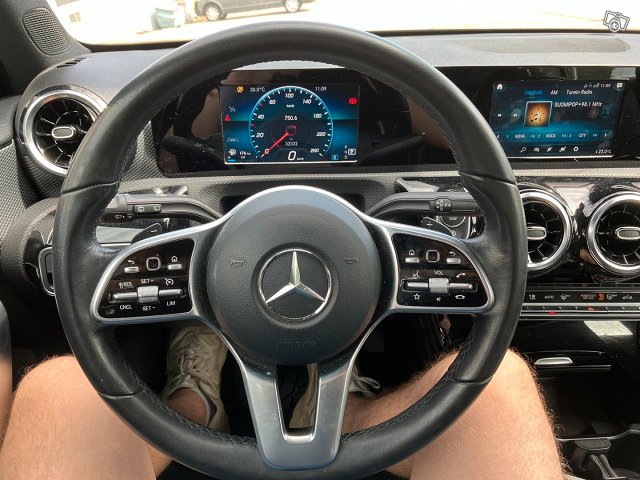 Mercedes-Benz A 6