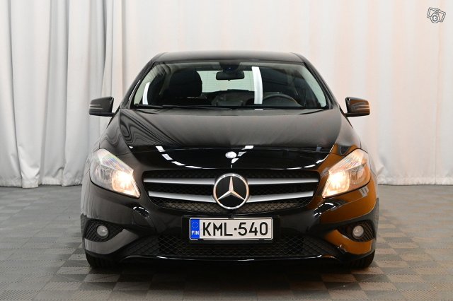 Mercedes-Benz A 2