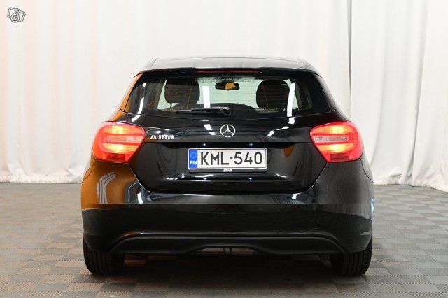 Mercedes-Benz A 6