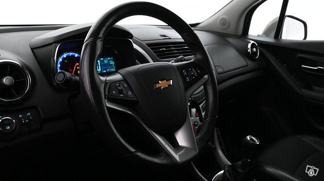 Chevrolet Trax 10