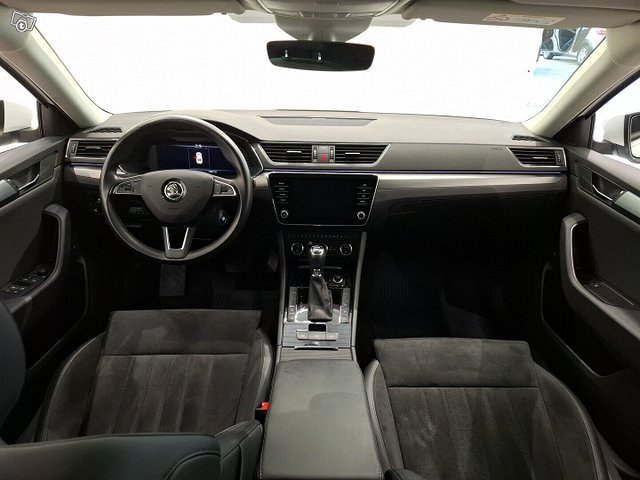 Skoda Superb 19