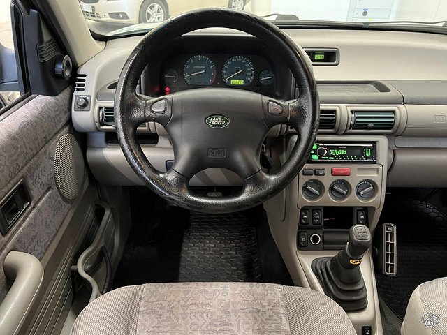 Land Rover Freelander 12