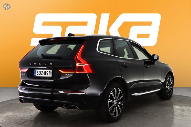 Volvo XC60 8