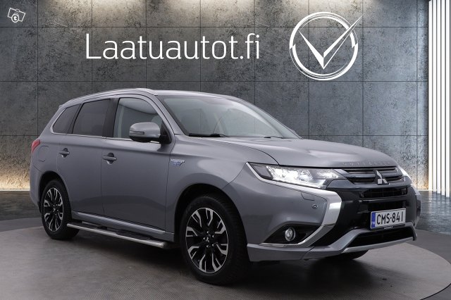 Mitsubishi Outlander PHEV 6