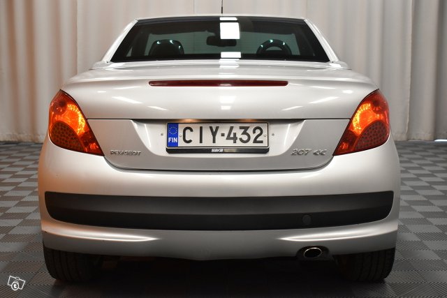 Peugeot 207 5