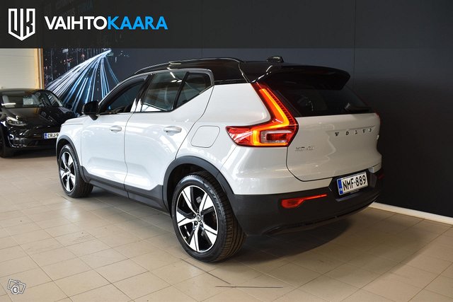 Volvo XC40 24