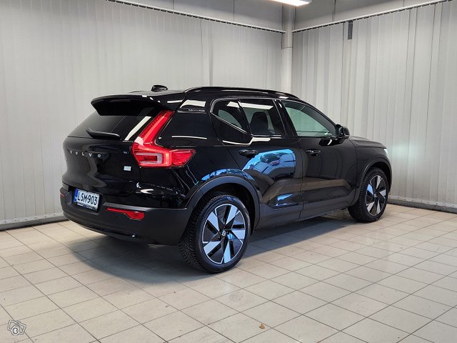 Volvo XC40 5