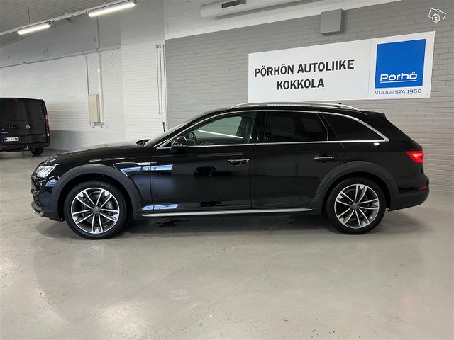 AUDI A4 Allroad Quattro 3