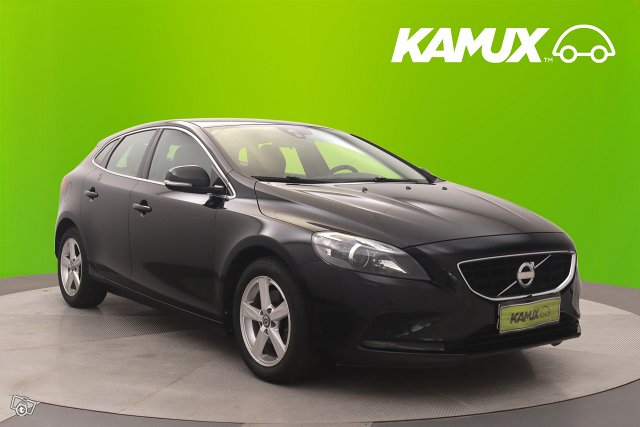 Volvo V40 1