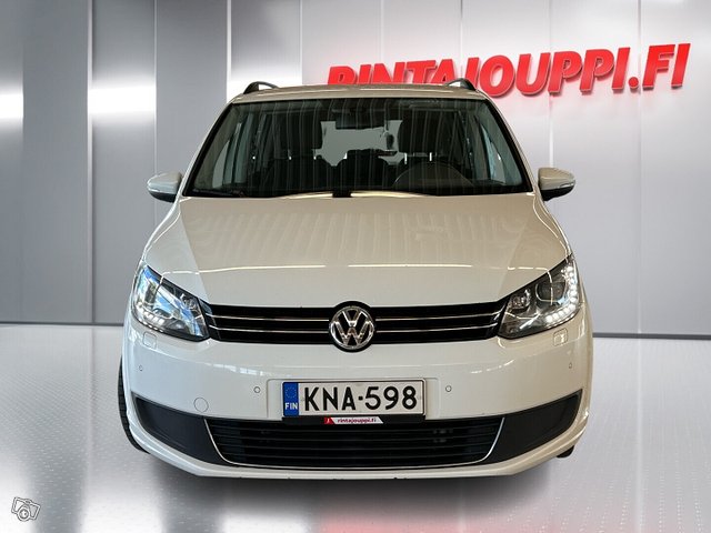 Volkswagen Touran 2