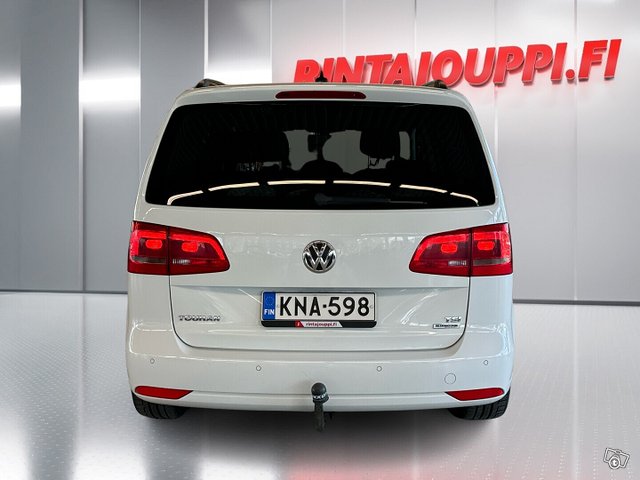 Volkswagen Touran 5