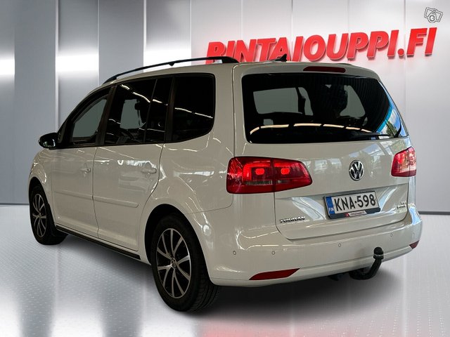 Volkswagen Touran 6