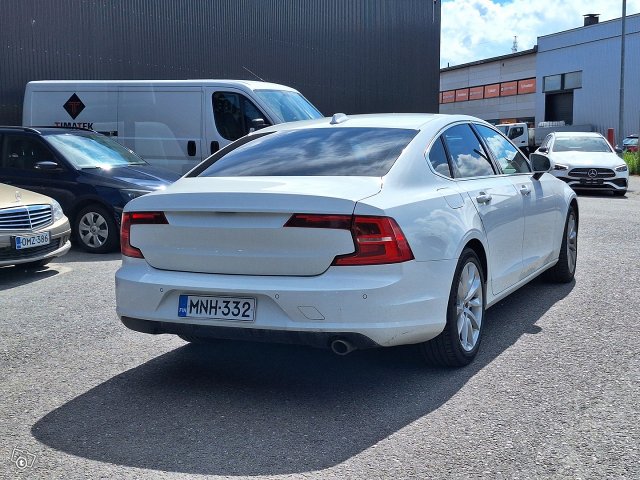 Volvo S90 7