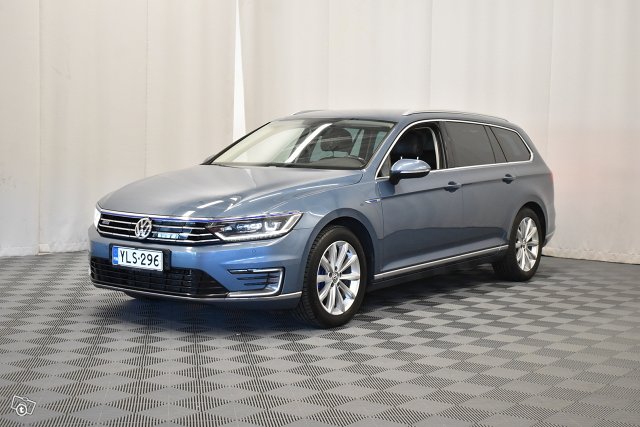 Volkswagen Passat 4