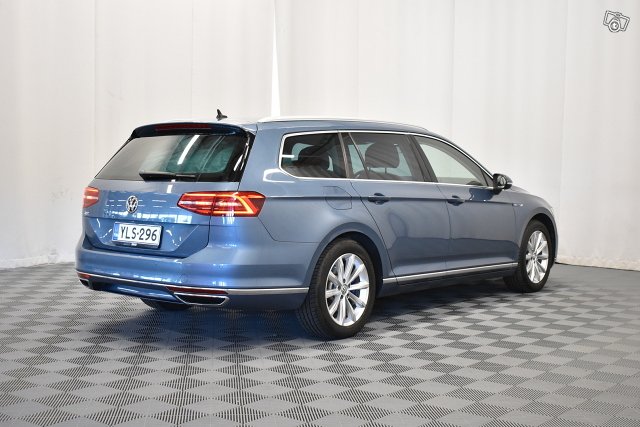 Volkswagen Passat 5