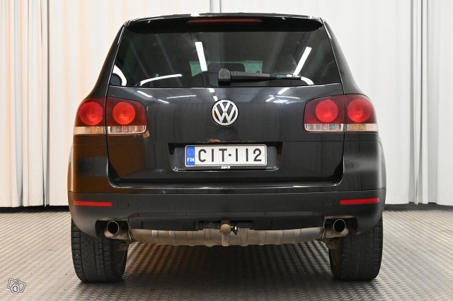 Volkswagen Touareg 6